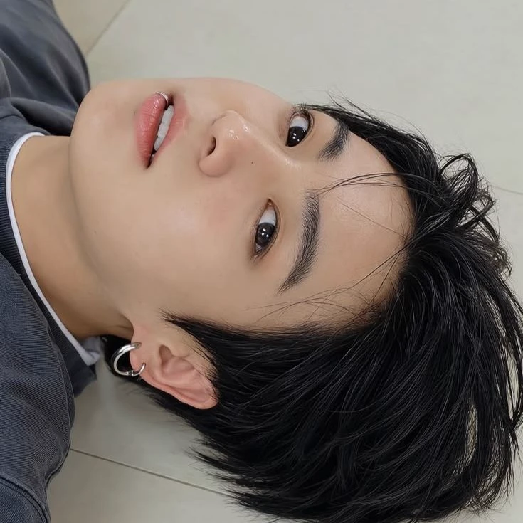 Jeon Jungkook thumbnail