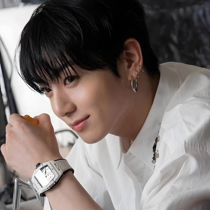 Jungkook thumbnail
