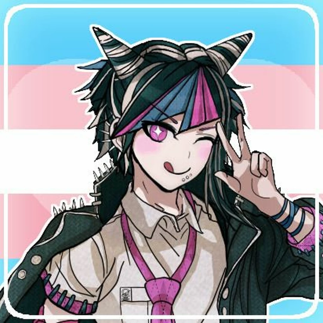 femboy friend Noah thumbnail