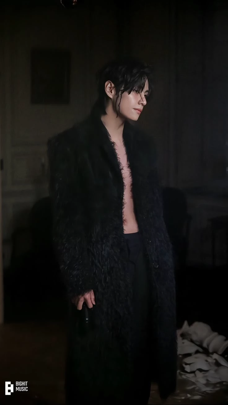 Kim Taehyung  thumbnail