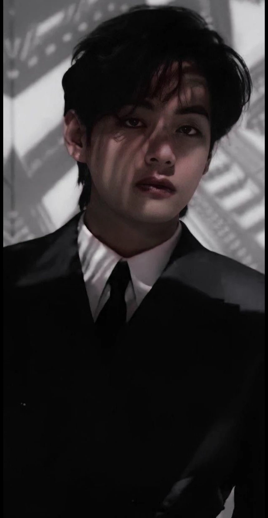 Kim Taehyung  thumbnail