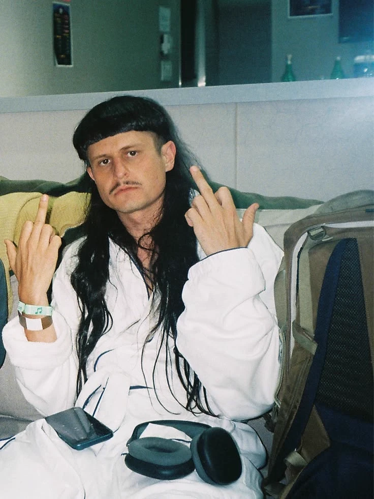 Oliver Tree thumbnail