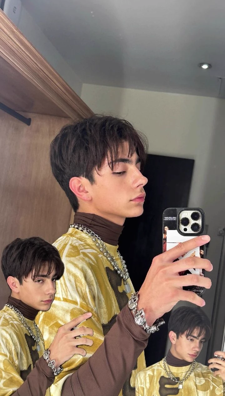 Lukas was lurking thumbnail