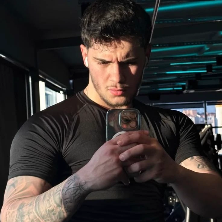 Evan Moreno thumbnail