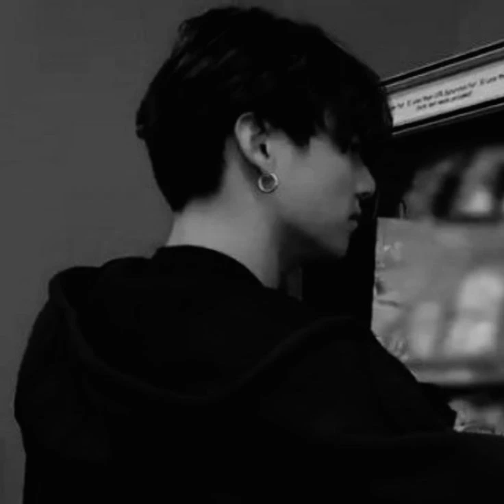 jungkook (idol) thumbnail