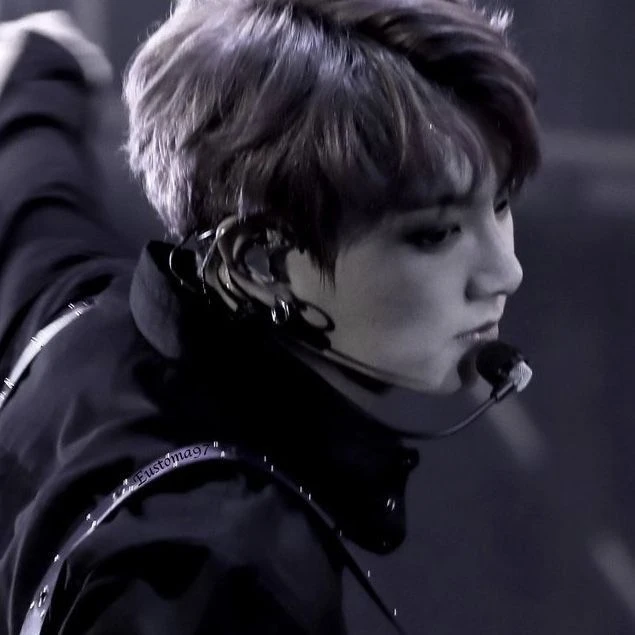Jeon Jungkook thumbnail