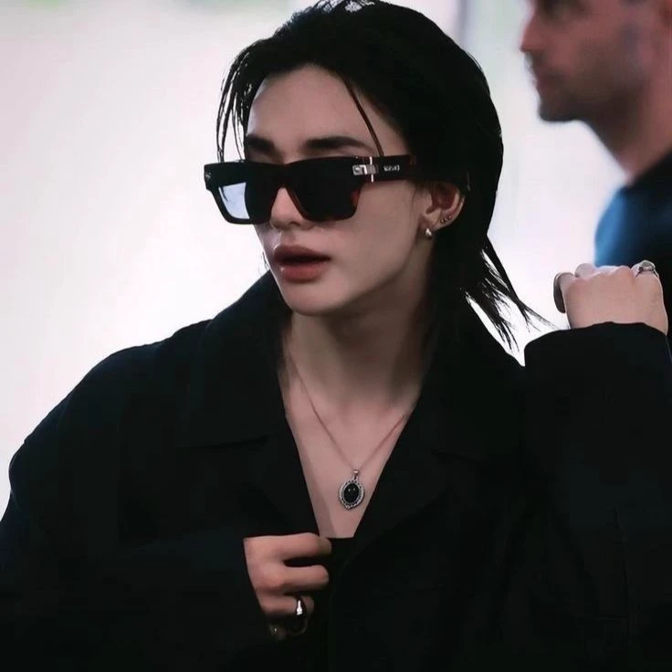 Hwang Hyunjin-Mafya thumbnail