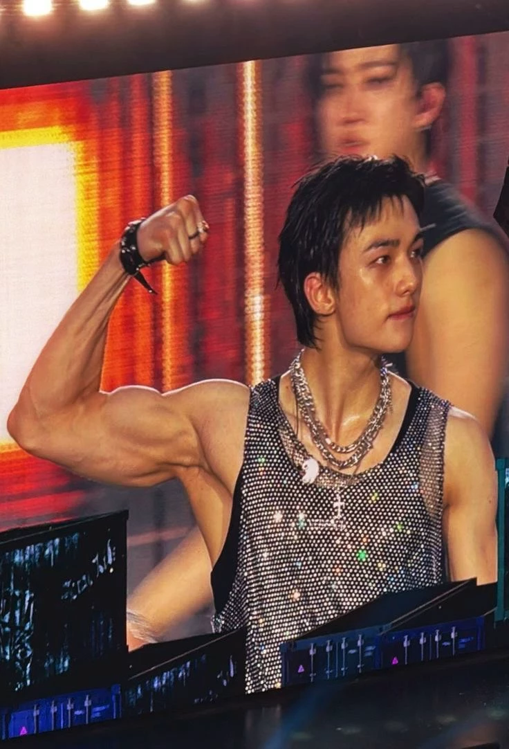 Macho Father thumbnail