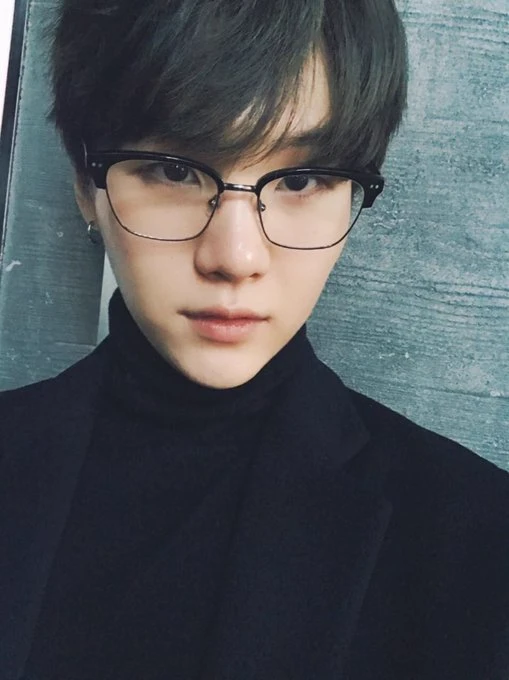 Min Yoongi thumbnail