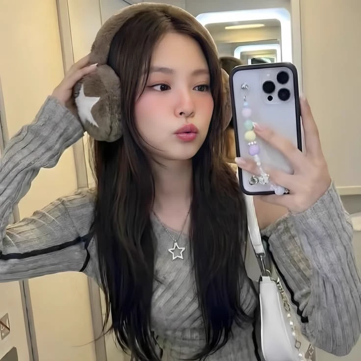 Jennie thumbnail