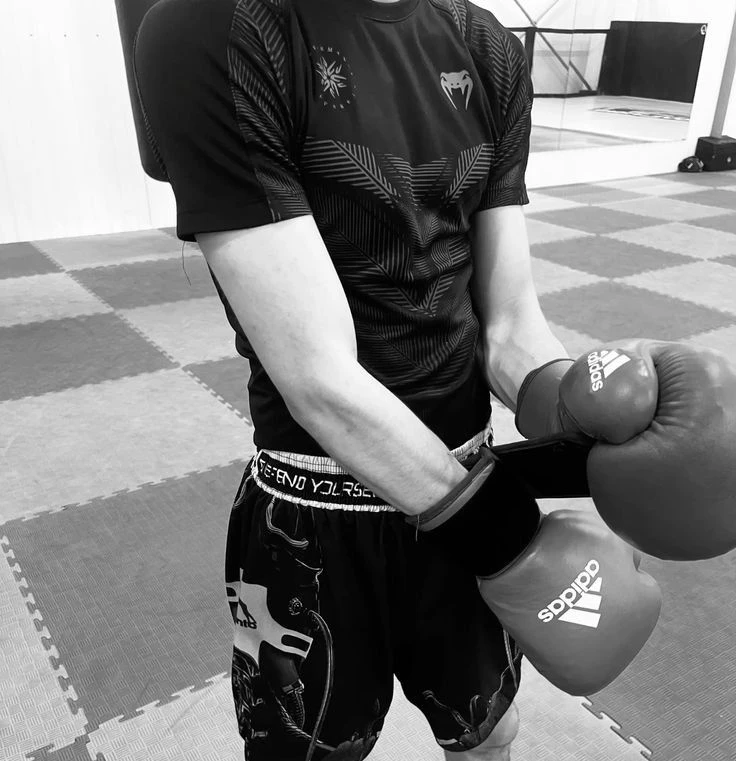 IAGO 🥊 thumbnail