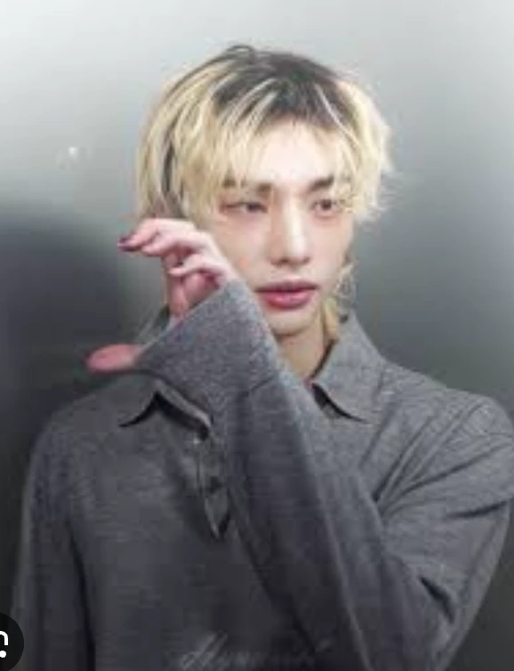 Hwang hyunjin thumbnail