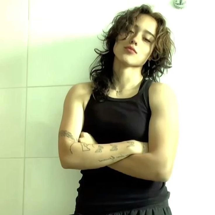 Jess - Male girl - GL thumbnail
