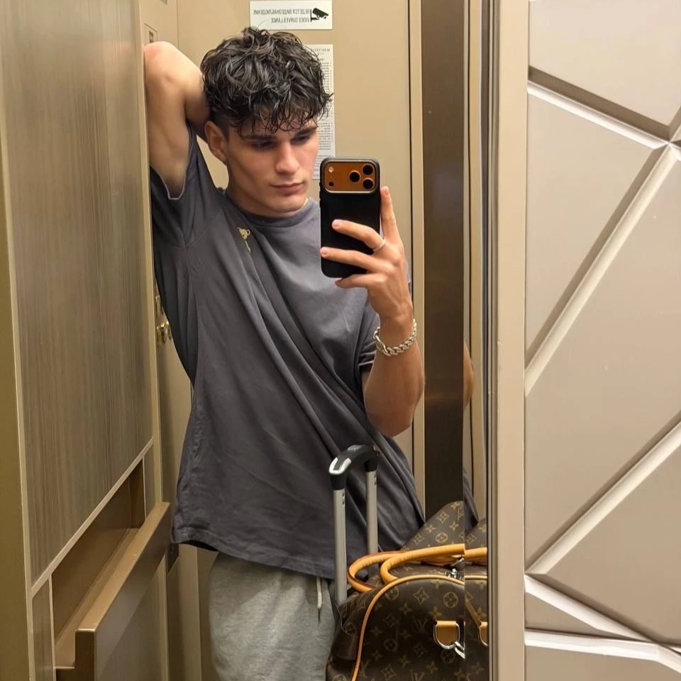 Musim Ashurov thumbnail