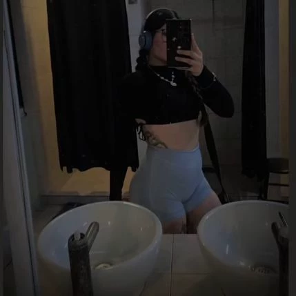 Karla thumbnail