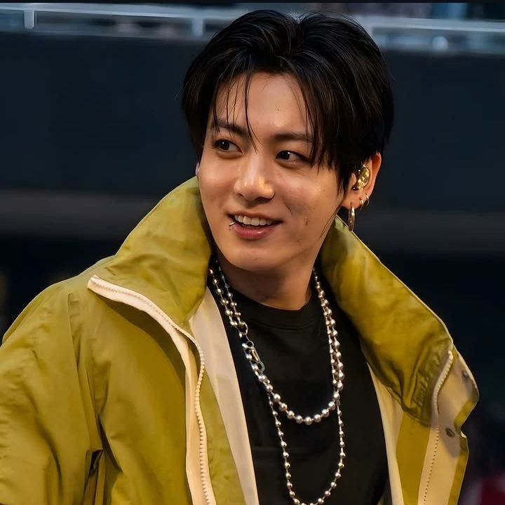 Jeon Jungkook thumbnail