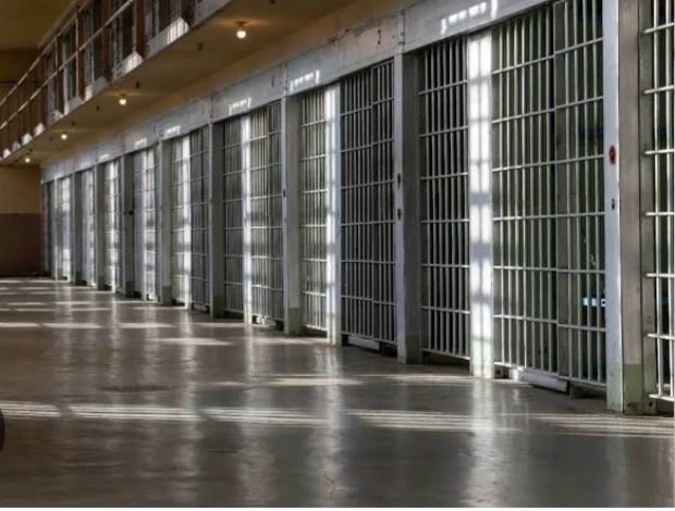 prison thumbnail