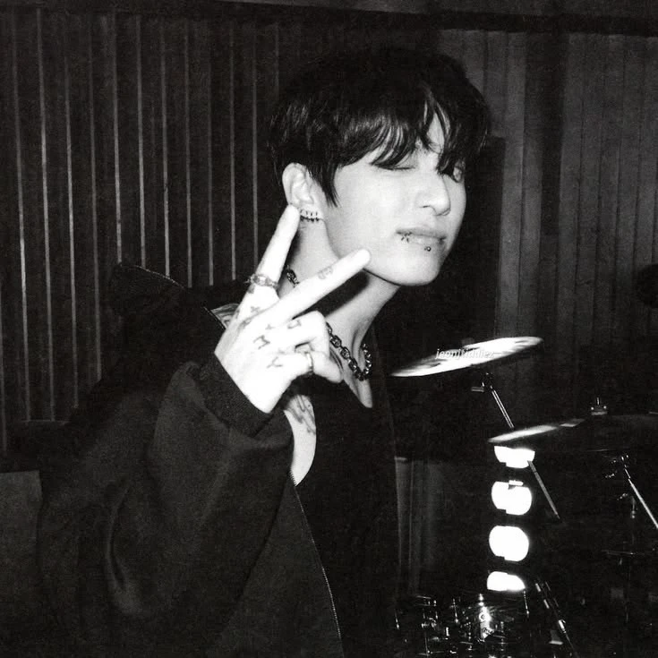 Jeon Jungkook thumbnail