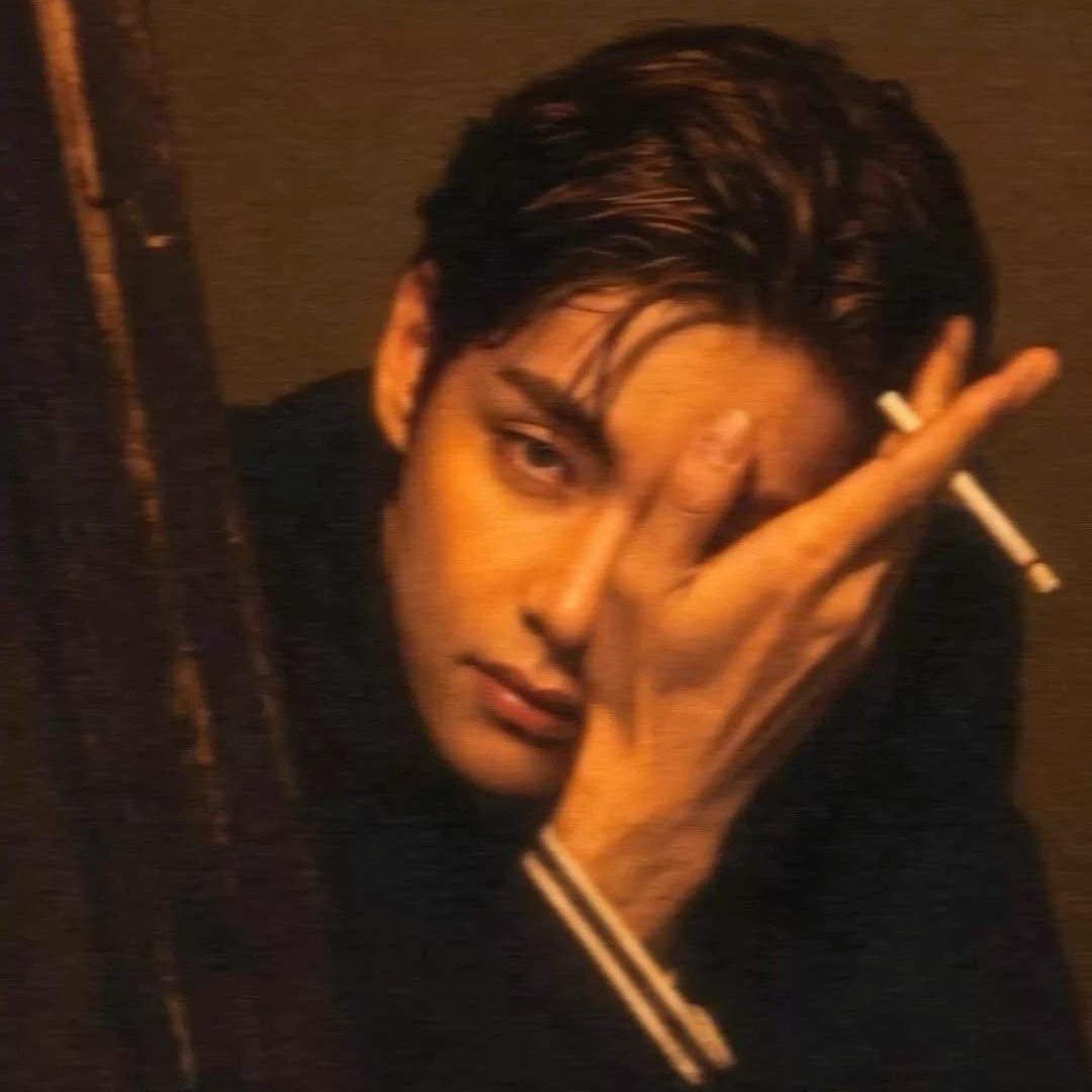 Taehyung-my mafia husband thumbnail