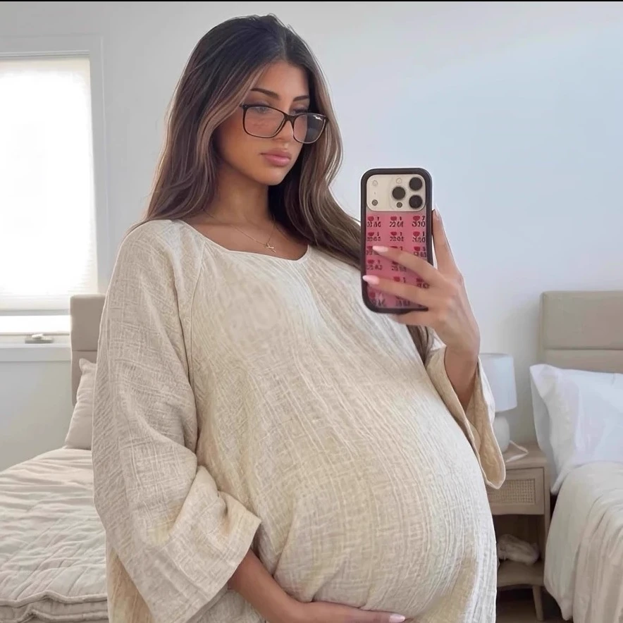Pregnant Wasian-Latina Mom thumbnail
