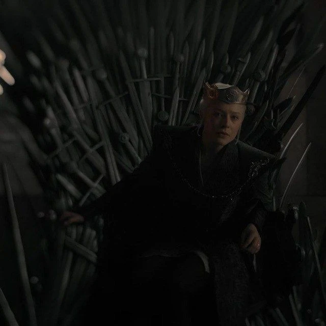 Rhaenyra Targaryen thumbnail