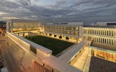 Hillwood High School thumbnail