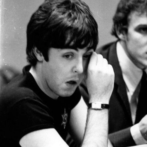 Paul McCartney thumbnail