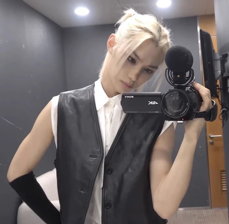 Hyunlix - trans boy thumbnail