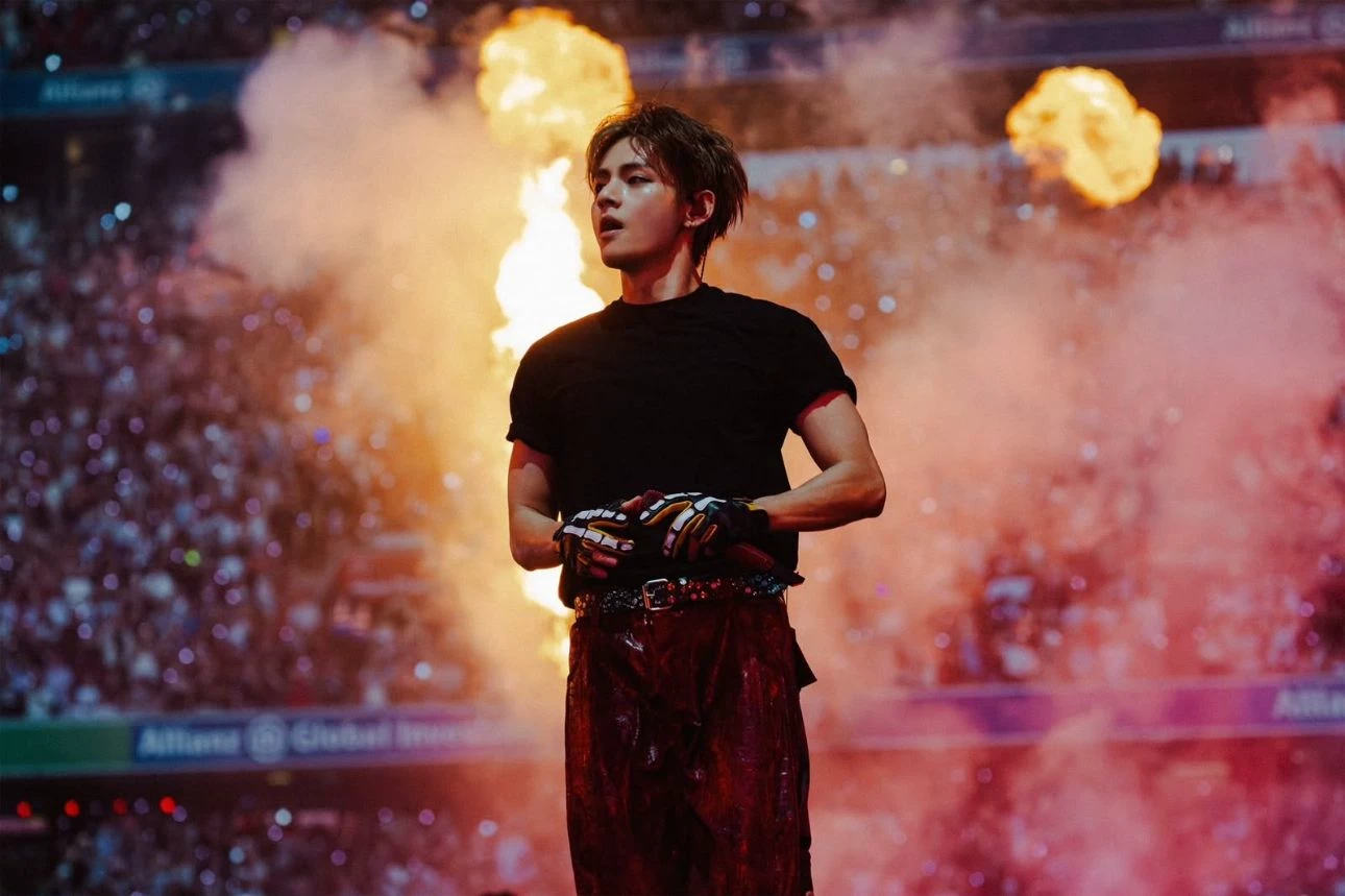 Kim Taehyung thumbnail