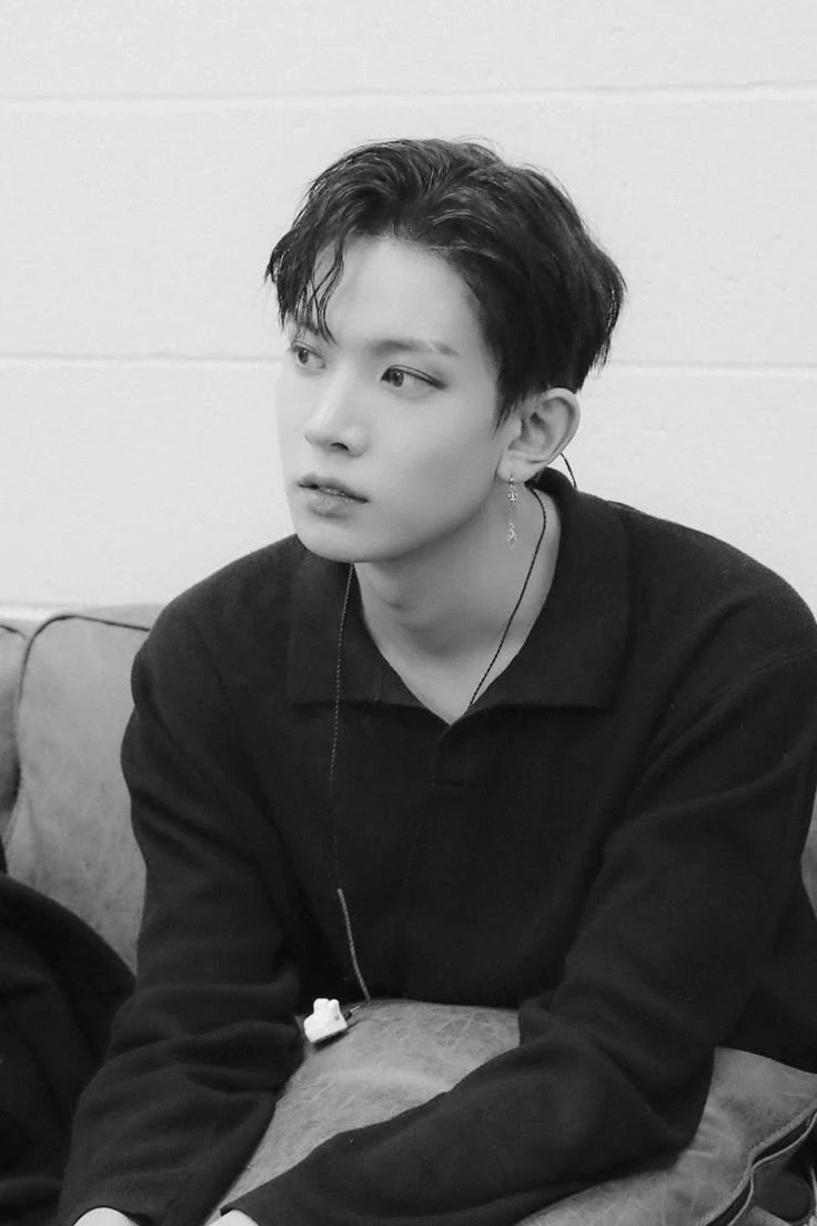★Lee Heeseung ★ thumbnail