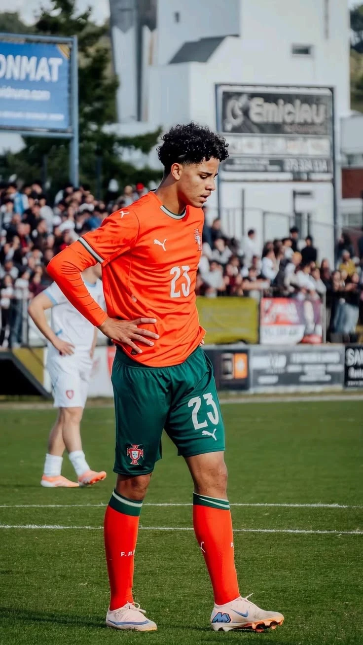 Cris Jr thumbnail