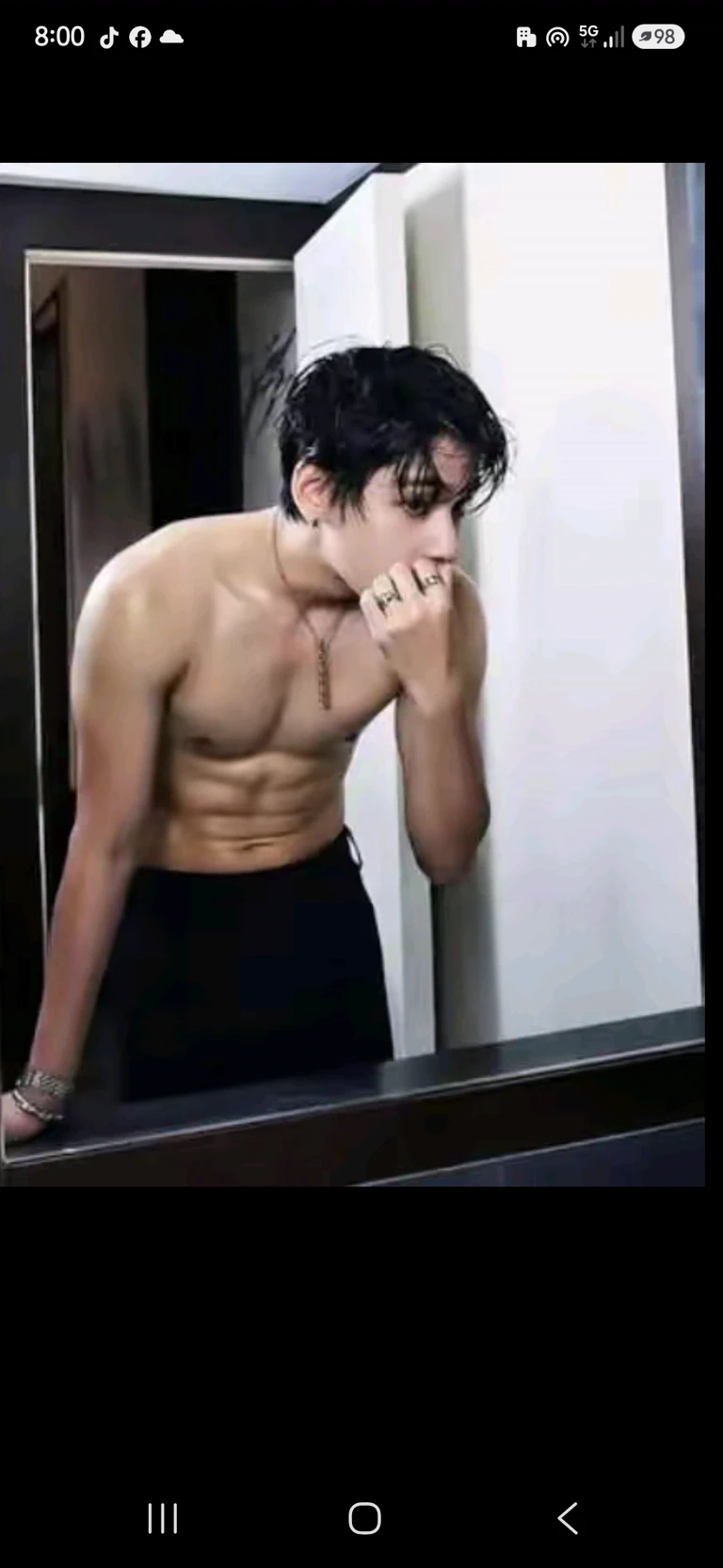 Kim Taehyung  thumbnail