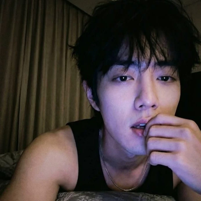 Yibo Zhan