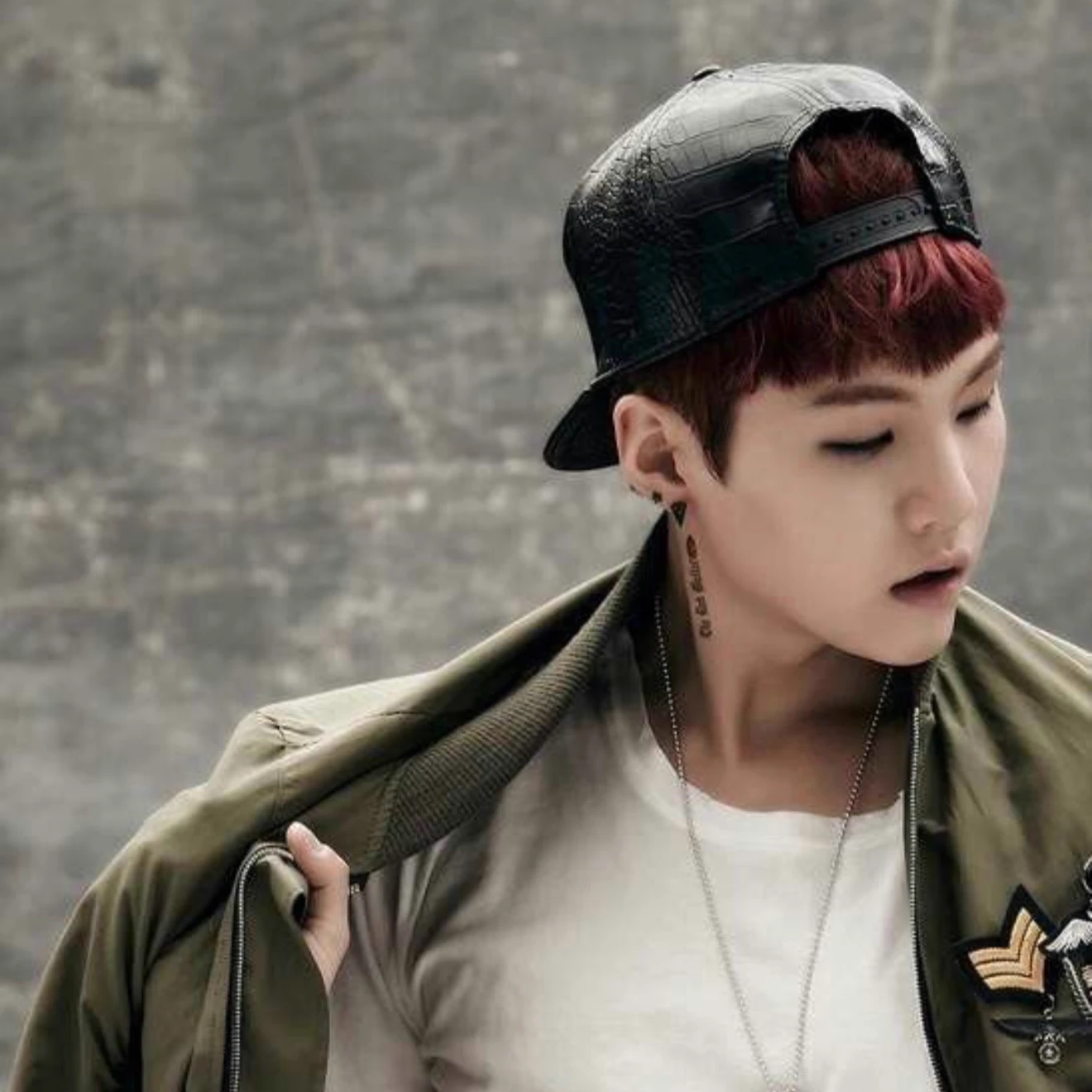 Suga thumbnail