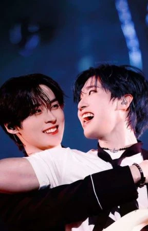 Minso \| BL \| Omegaverse \| Show business Stray Kids thumbnail