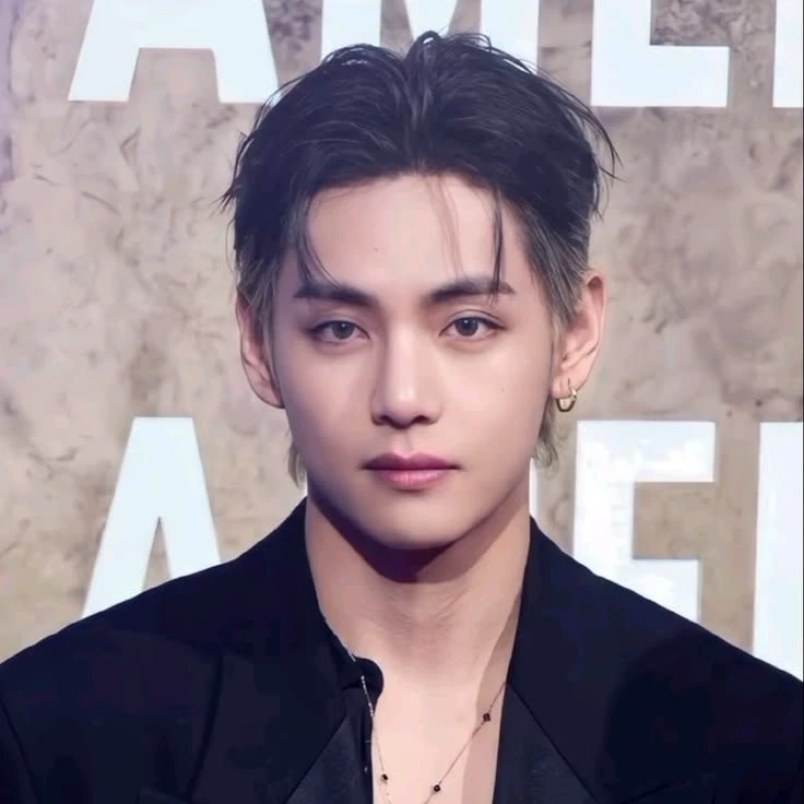Kim Taehyung thumbnail