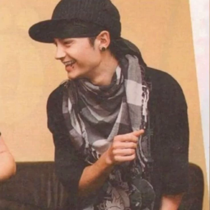 Tom Kaulitz thumbnail