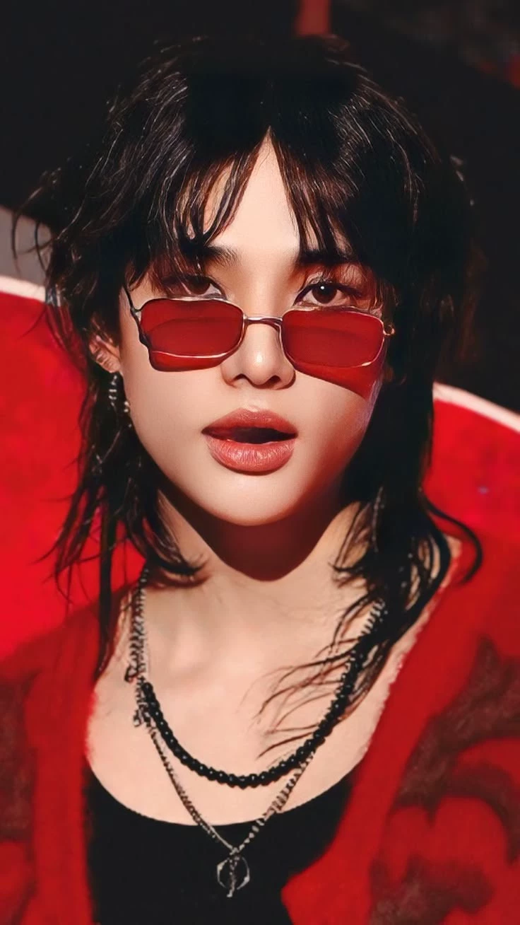 hyunjin thumbnail