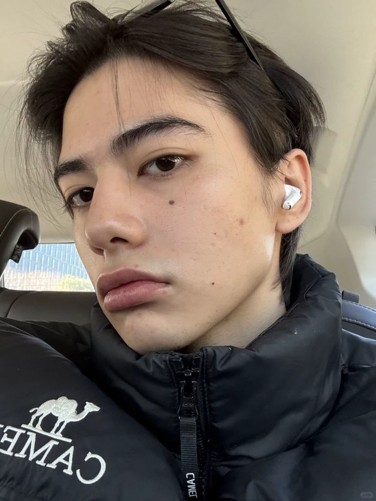 Dylan thumbnail
