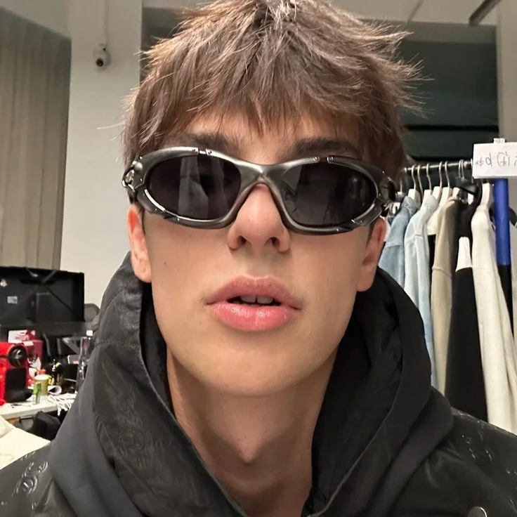 Brooks thumbnail