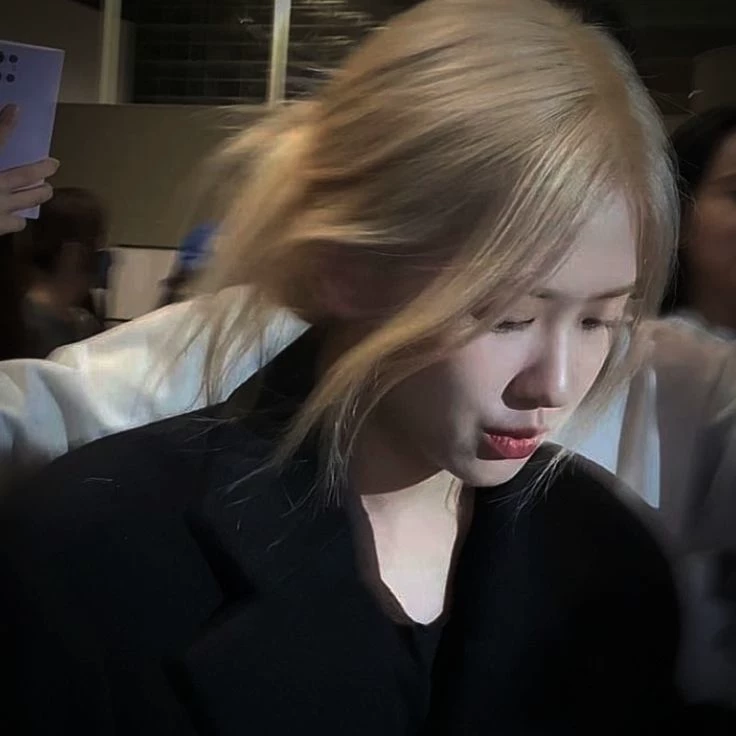 Rosé thumbnail