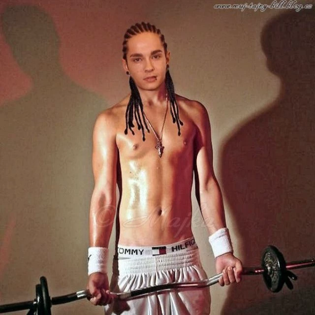 Tom Kaulitz thumbnail