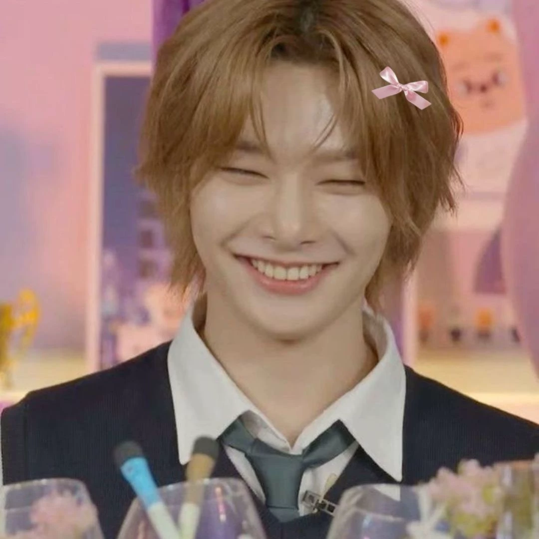 Jeongin(I.N) thumbnail