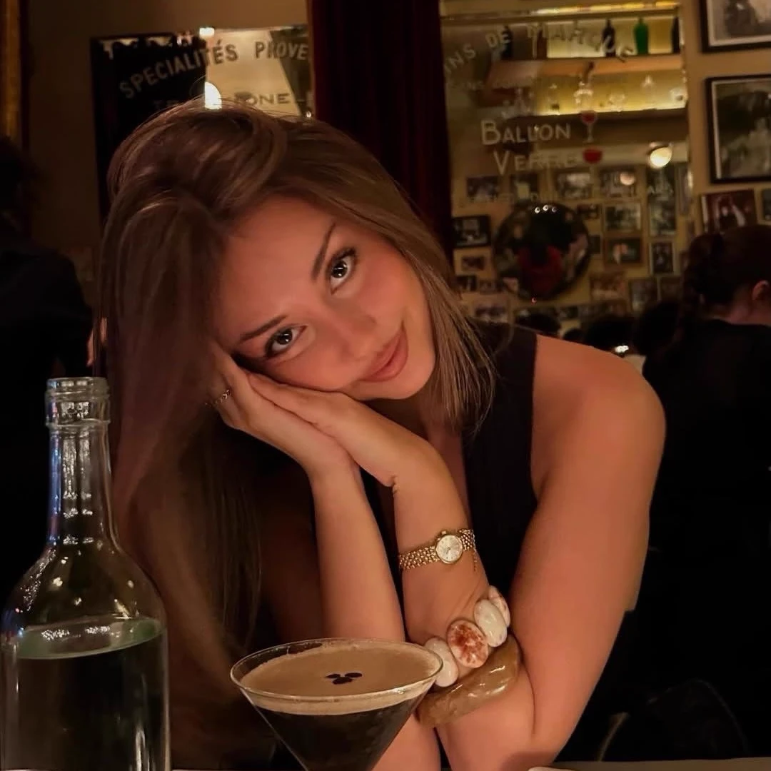 Alicia thumbnail