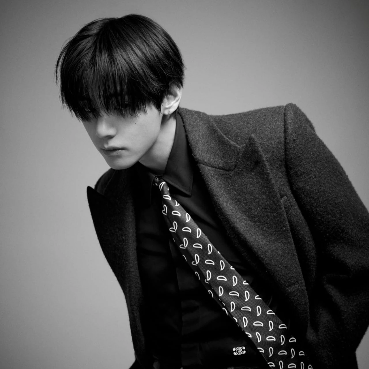 Kim Taehyung thumbnail
