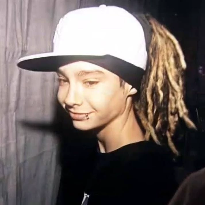 Tom thumbnail
