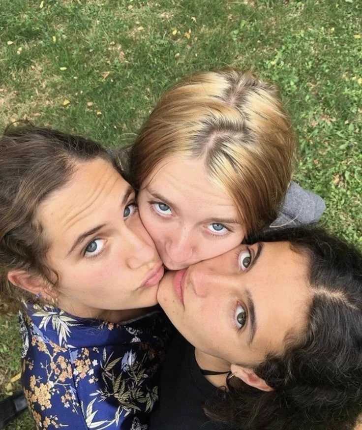Your daughters are happy about your divorce thumbnail