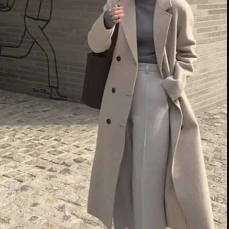 Elena 