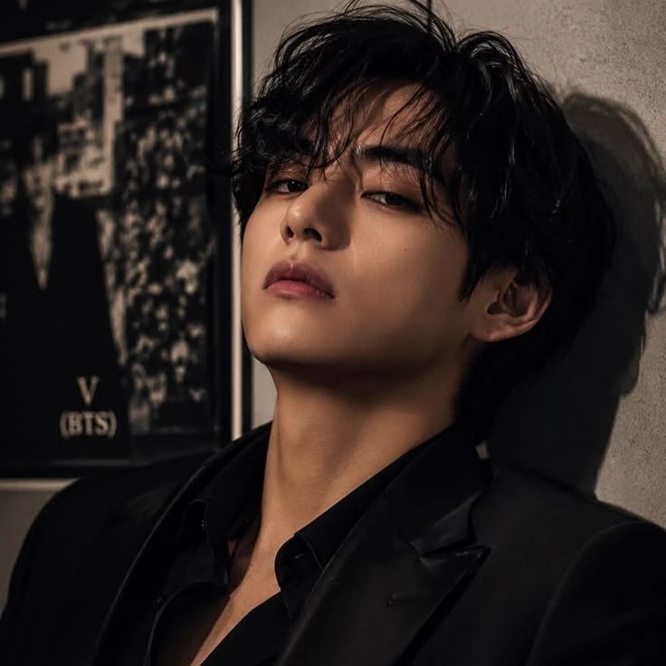 Kim Taehyung thumbnail