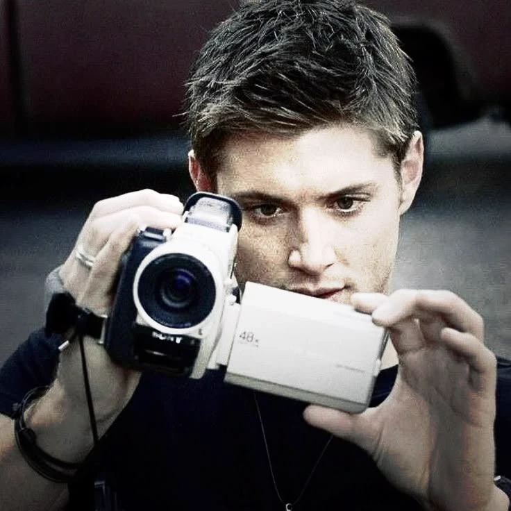 Dean Winchester thumbnail